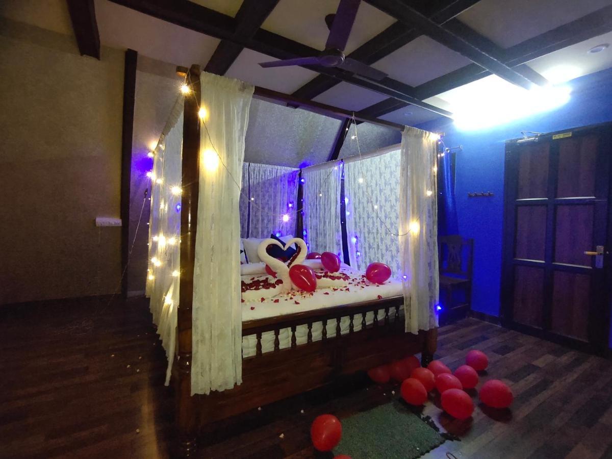 Pv Cottages Serenity Beach 퐁디셰리 외부 사진