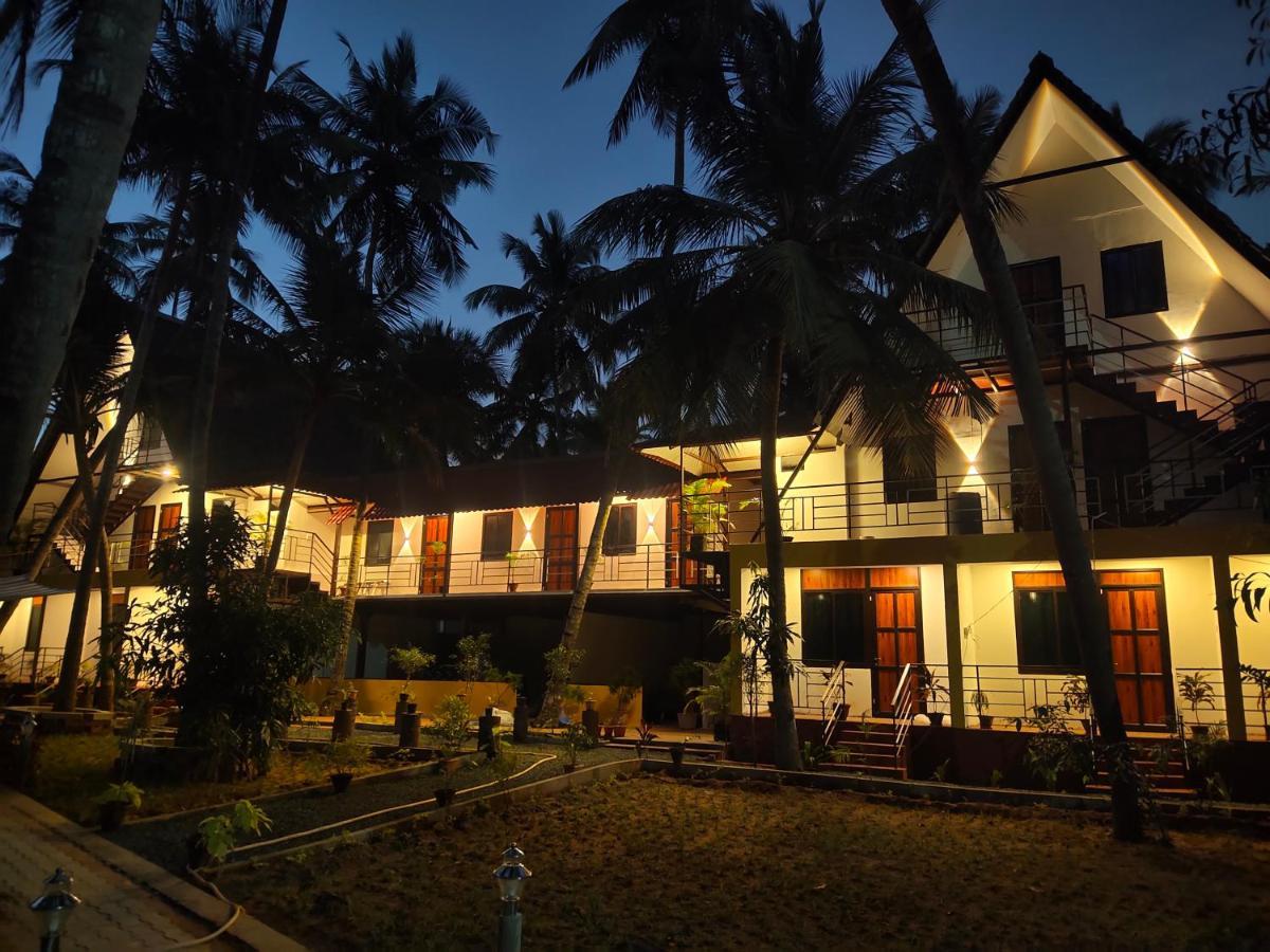 Pv Cottages Serenity Beach 퐁디셰리 외부 사진