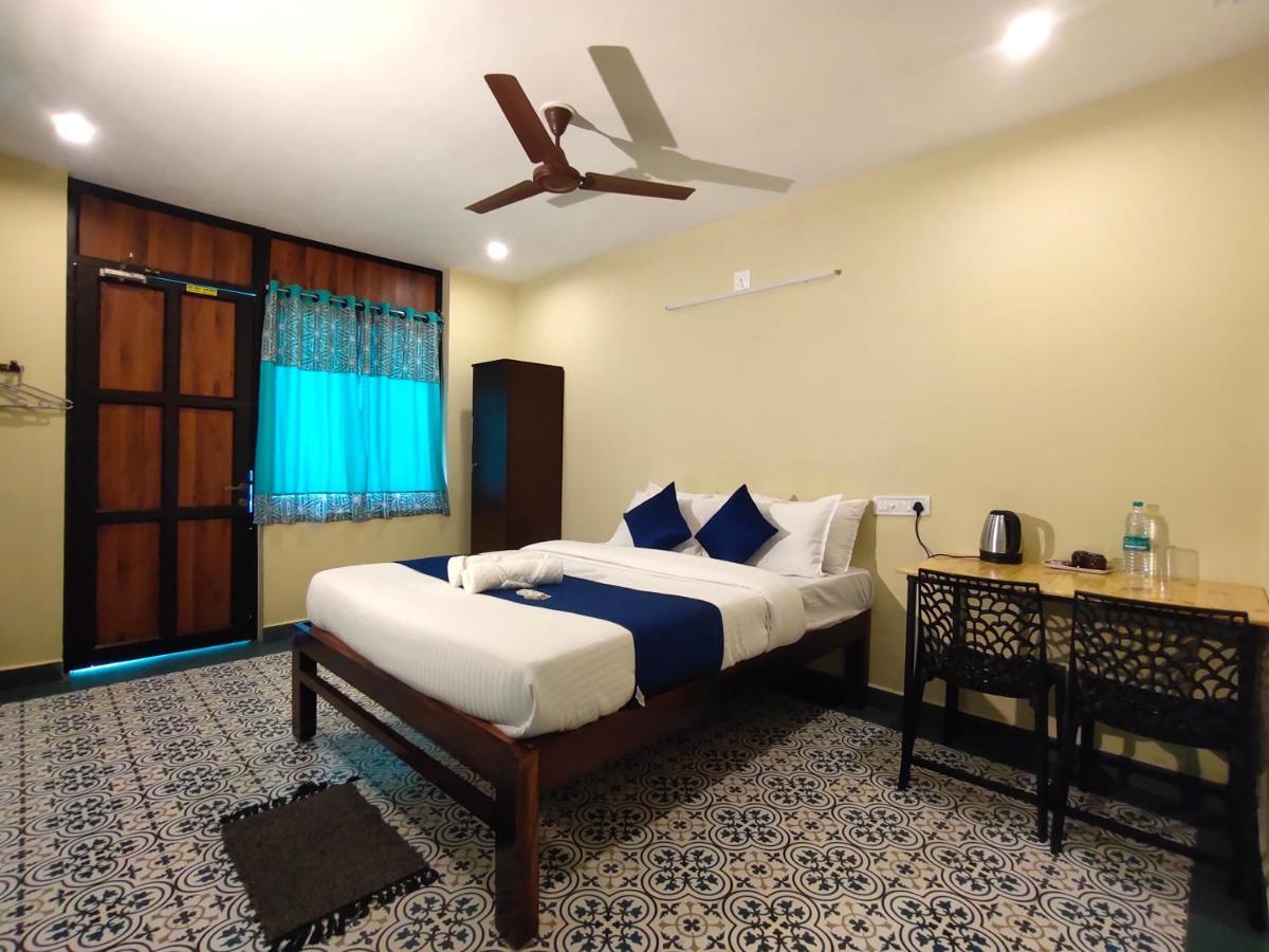 Pv Cottages Serenity Beach 퐁디셰리 외부 사진