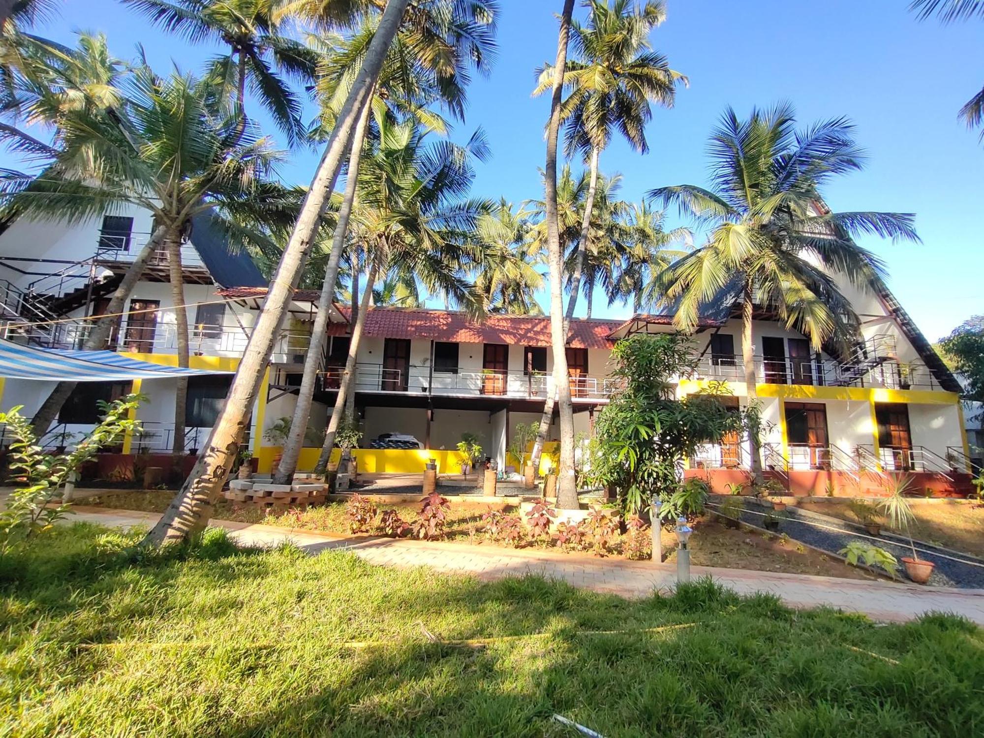 Pv Cottages Serenity Beach 퐁디셰리 외부 사진